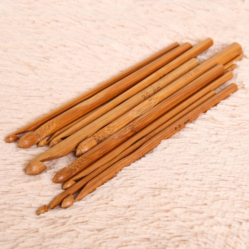 Bamboo Handle Crochet Hook Set Handcrafted Knitting Needles Kit Weave Yarn Craft Tool for DIY Art and Craft Kniiting Gift